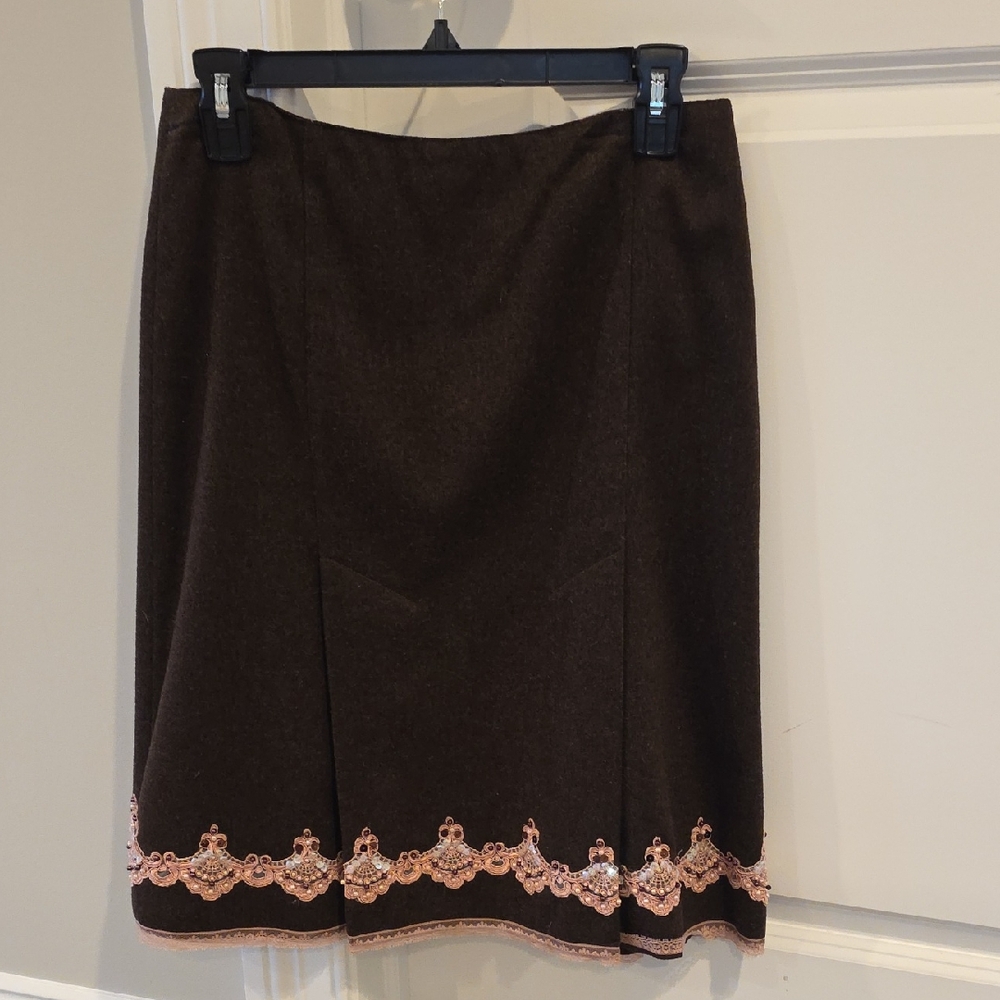 Express Dark Brown Skirt with Vintage Pink Detailing